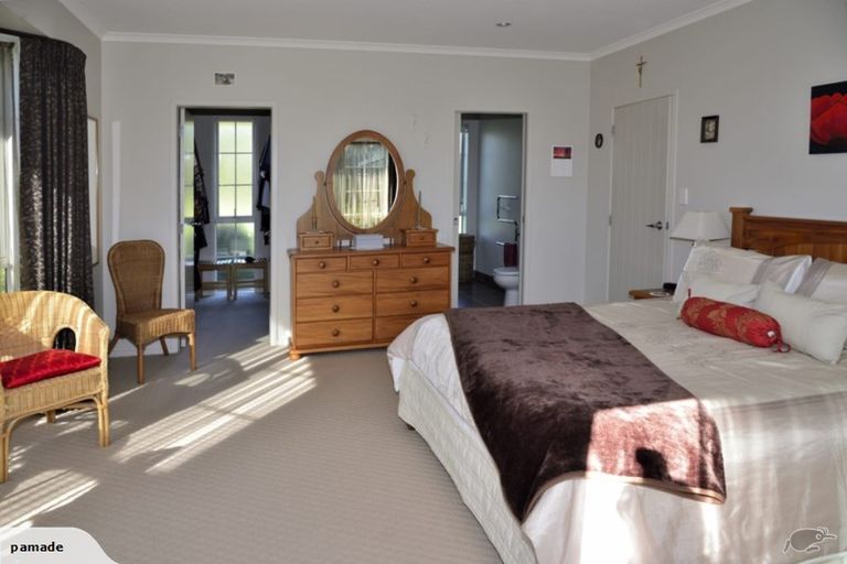 Photo of property in 36a Madison Street, Cambridge, 3434