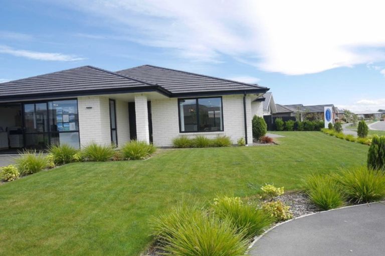 Photo of property in 9 Azara Way, Wigram, Christchurch, 8025