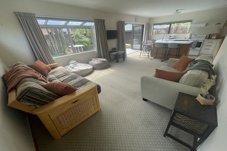 Photo of property in 11a Willow Avenue, Hannahs Bay, Rotorua, 3010