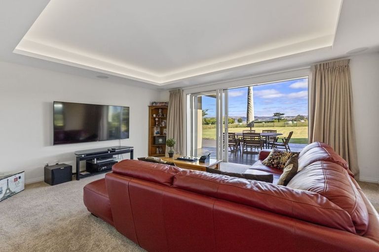 Photo of property in 100 Wingatui Road, Mosgiel, 9024