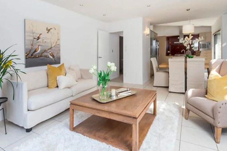 Photo of property in 1/58 Hattaway Avenue, Bucklands Beach, Auckland, 2012