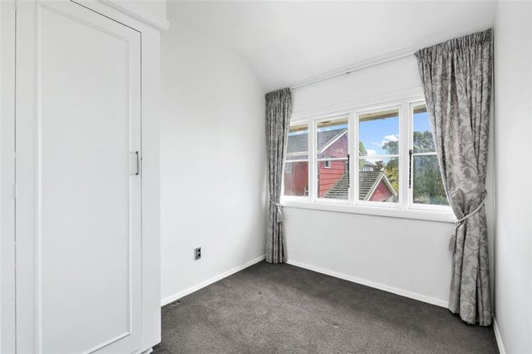 Photo of property in 79 Kahu Road, Fendalton, Christchurch, 8041