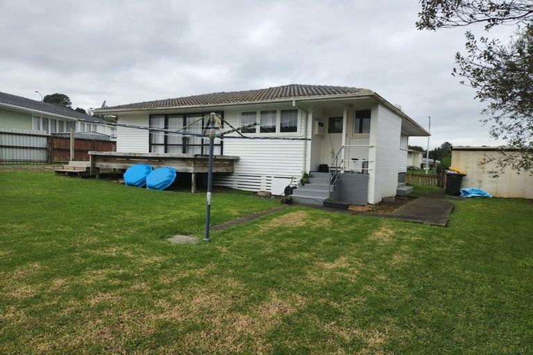 Photo of property in 18 Totara Street, Waiuku, 2123