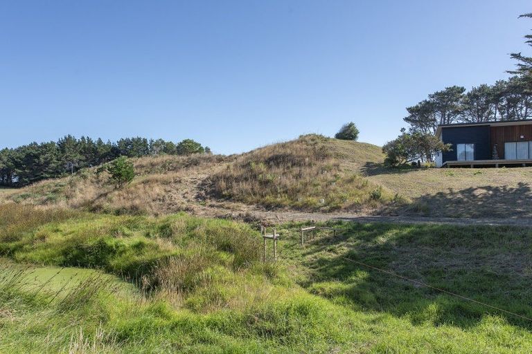 Photo of property in 24c Forest Road, Waitarere Beach, Levin, 5510