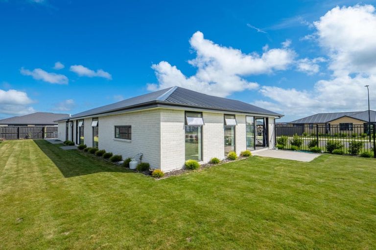 Photo of property in 4 Drylands Drive, Rolleston, 7614