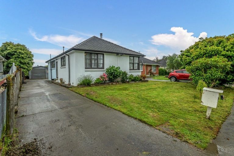 Photo of property in 55 Crewe Crescent, Hokowhitu, Palmerston North, 4410
