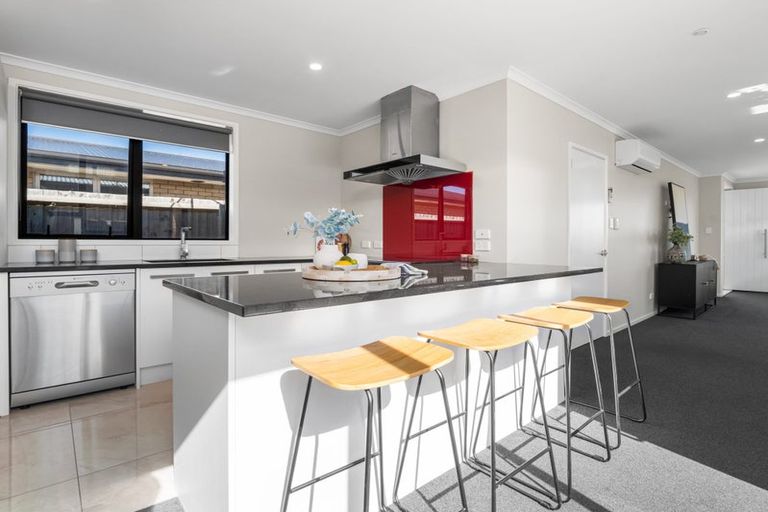 Photo of property in 22 Meyer Crescent, Halswell, Christchurch, 8025