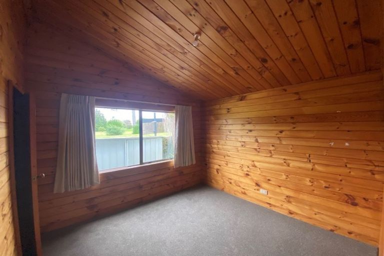 Photo of property in 87 Carnoustie Drive, Wattle Downs, Auckland, 2103