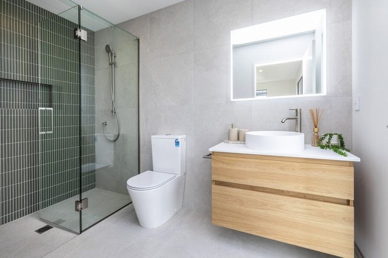 Photo of property in 100 Skibbereen Drive, Halswell, 8025