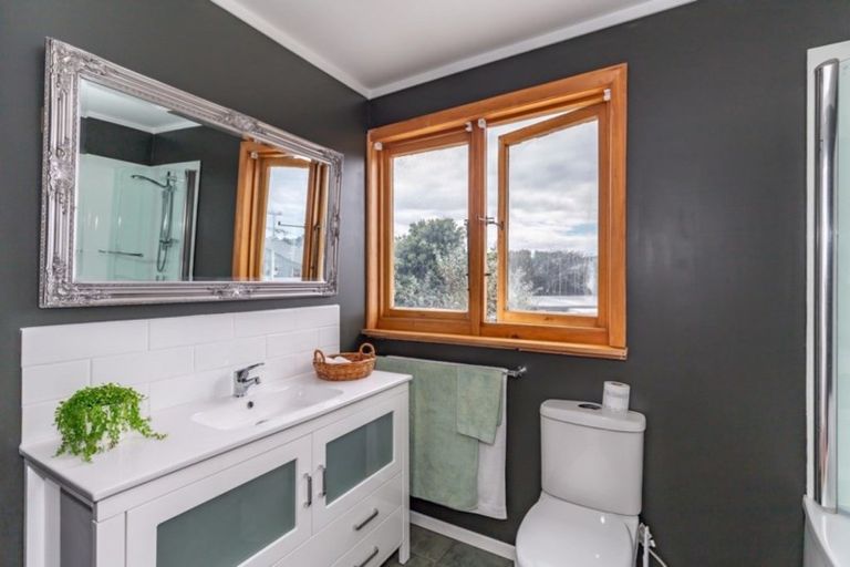 Photo of property in 4 Hunia Terrace, Himatangi Beach, Foxton, 4891