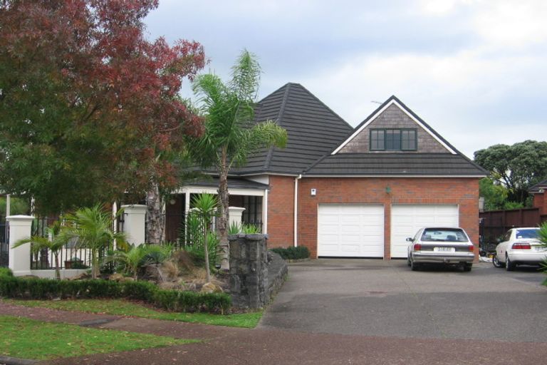 Photo of property in 2 Manor Park, Sunnyhills, Auckland, 2010