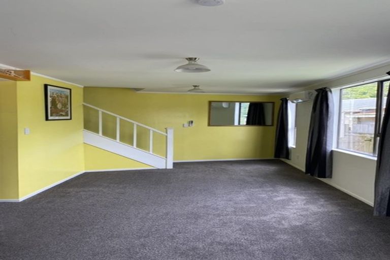 Photo of property in 1/74 Gillespies Road, Birchville, Upper Hutt, 5018
