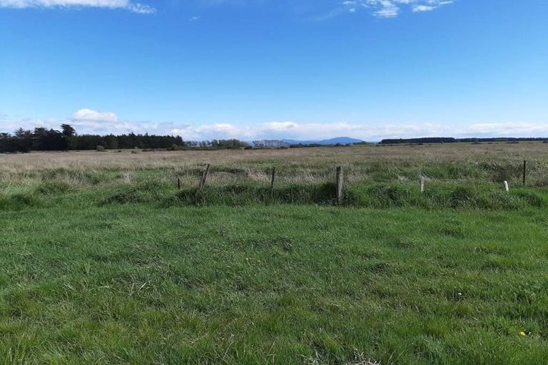 Photo of property in 451 Kainga Road, Brooklands, Christchurch, 8083