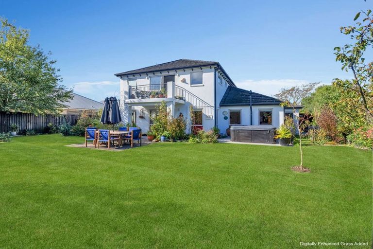 Photo of property in 20 Linkwater Way, Parklands, Christchurch, 8083