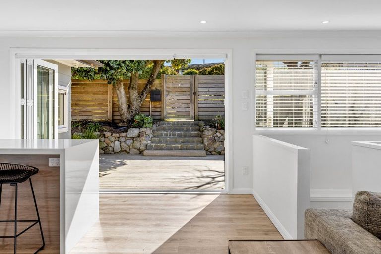Photo of property in 73 Kurupae Road, Hilltop, Taupo, 3330