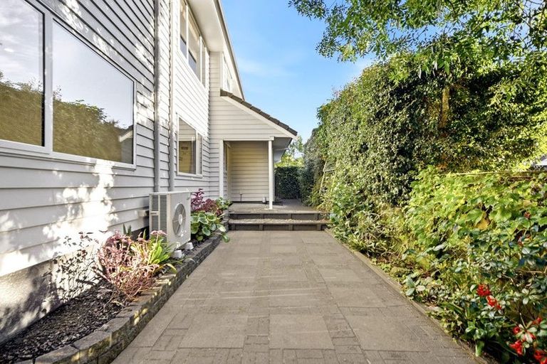 Photo of property in 11a Langana Avenue, Browns Bay, Auckland, 0630