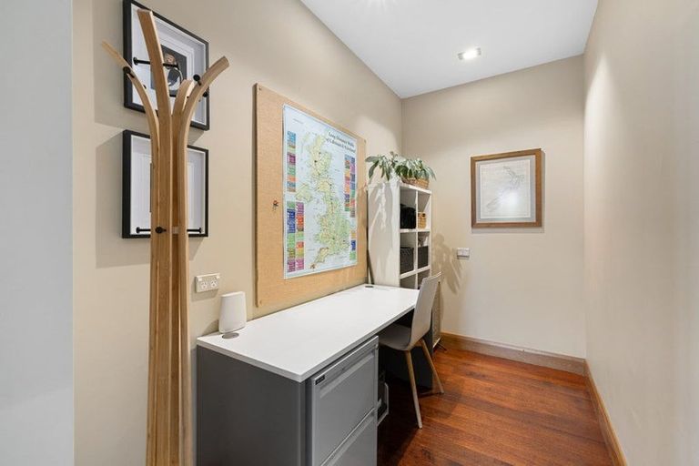 Photo of property in 893 Cashmere Road, Halswell, Christchurch, 8025