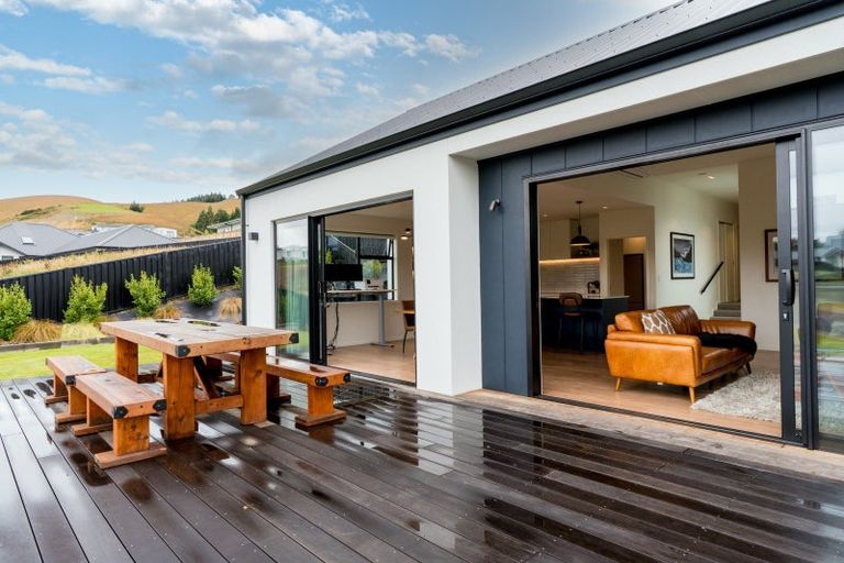 Photo of property in 61 Heathfield Drive, Mosgiel, 9024