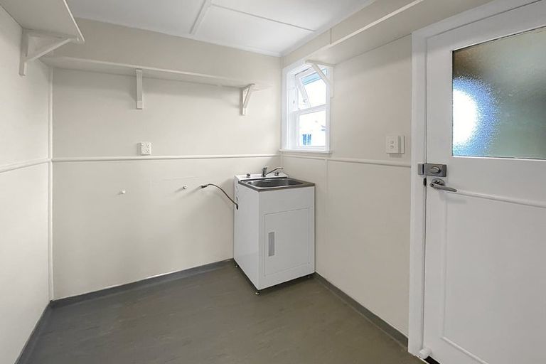 Photo of property in 4 Thames Street, Roslyn, Palmerston North, 4414