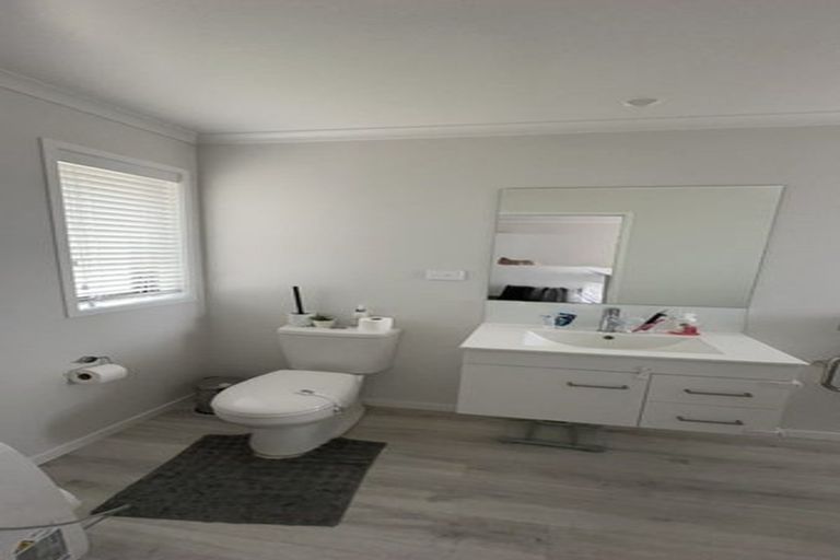 Photo of property in 28 Pakanga Grove, Pyes Pa, Tauranga, 3112