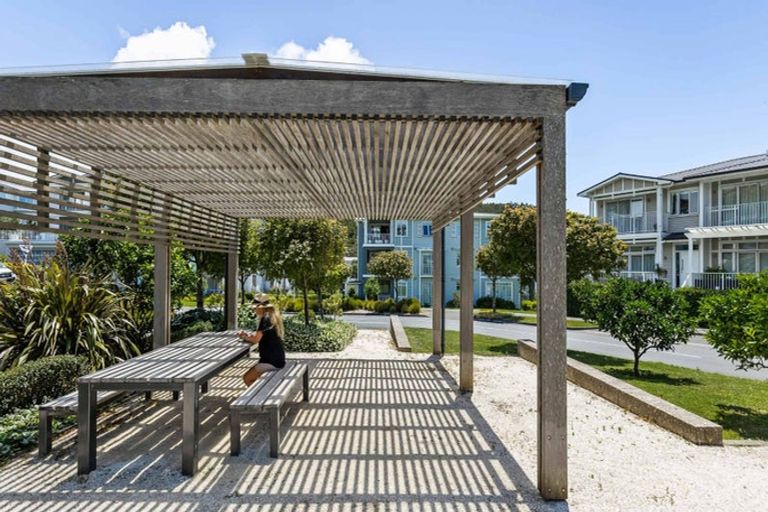 Photo of property in 20 Kensington Drive, Orewa, 0931