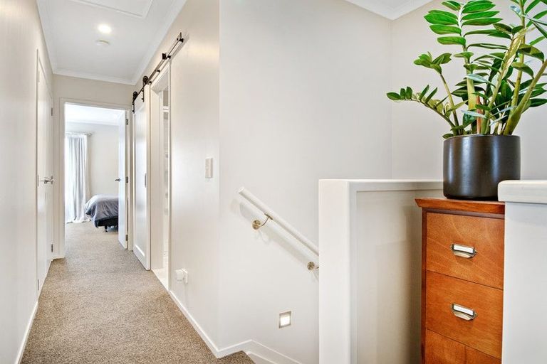 Photo of property in 7 Glidepath Road, Hobsonville, Auckland, 0616