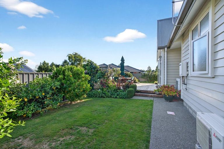Photo of property in 13 Tarata Grove, Lansdowne, Masterton, 5810