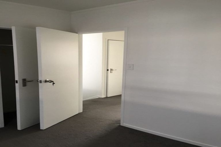 Photo of property in 12 Cammish Lane, Orewa, 0931