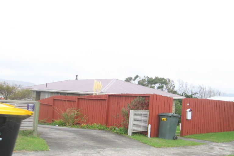 Photo of property in 168 Conclusion Street, Ascot Park, Porirua, 5024