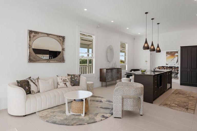 Photo of property in 106 Settlement Road, Te Horo, Otaki, 5582