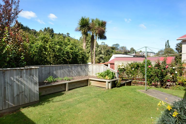 Photo of property in 407b Kaikorai Valley Road, Bradford, Dunedin, 9011