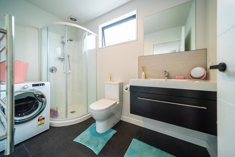 Photo of property in 8 Mulbury Way, Lower Shotover, Queenstown, 9304