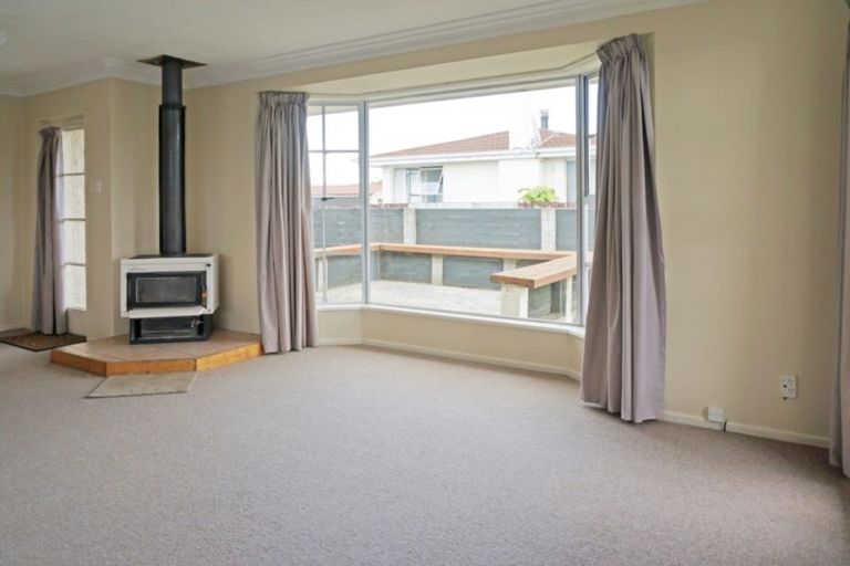 Photo of property in 76 Waiau Crescent, Kingswell, Invercargill, 9812