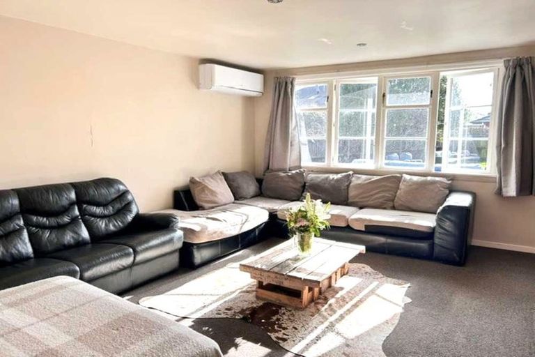 Photo of property in 9 Hillary Crescent, Upper Riccarton, Christchurch, 8041