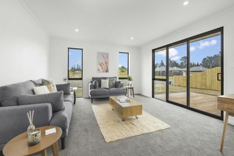 Photo of property in 11 Suffolk Drive, Kirwee, 7571