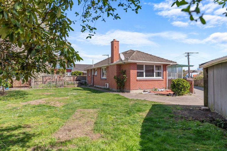 Photo of property in 10 Bendale Place, Avonhead, Christchurch, 8042