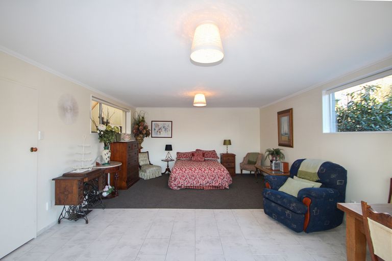 Photo of property in 27 Essex Street, Weston, Oamaru, 9401