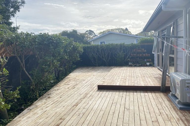 Photo of property in 37b Harrington Road, Henderson, Auckland, 0610