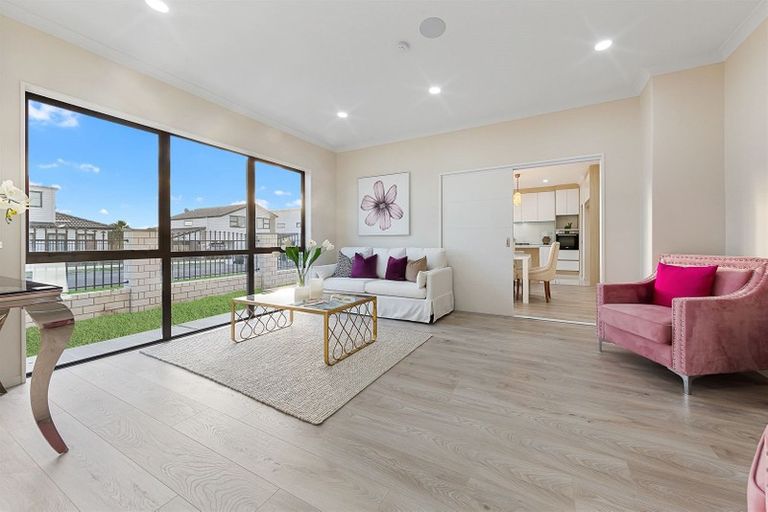 Photo of property in 7 Lavey Road, Flat Bush, Auckland, 2019