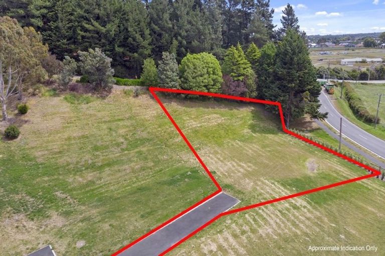 Photo of property in 8 Tui Vale Lane, Halswell, Christchurch, 8025