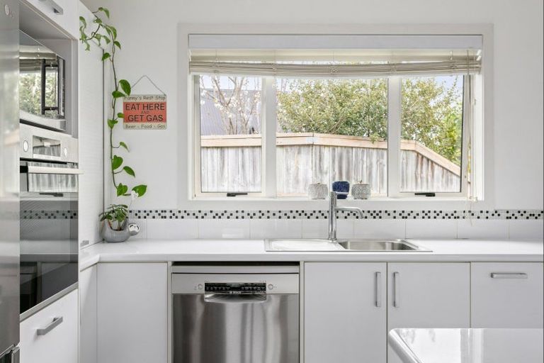 Photo of property in 15a Silverstone Place, Lytton West, Gisborne, 4010