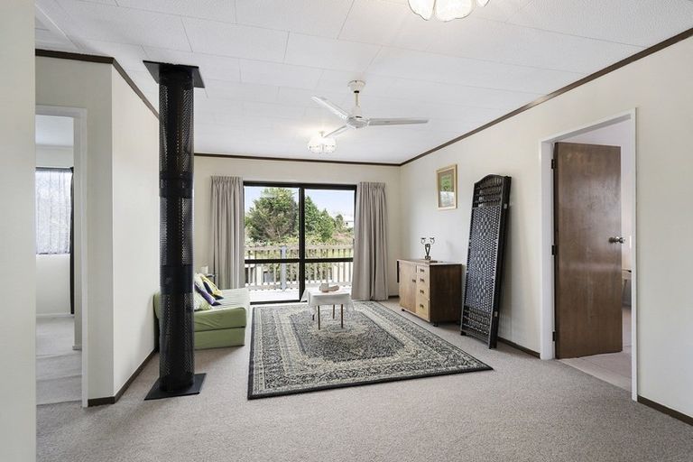 Photo of property in 8 Sunshine Avenue, Paraparaumu, 5032