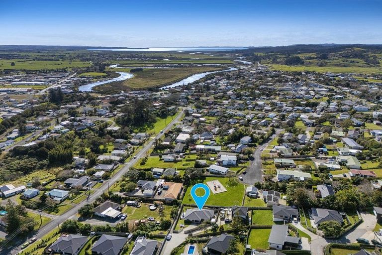 Photo of property in 9 St Julia Court, Helensville, 0800