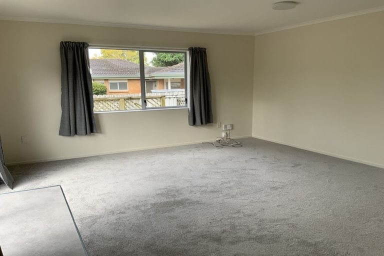 Photo of property in 86a Sturges Road, Henderson, Auckland, 0612