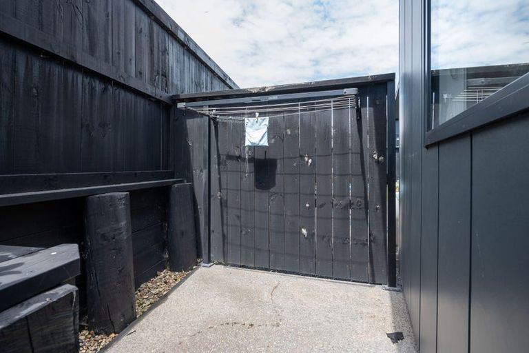 Photo of property in 2/2 English Street, Saint Andrews, Hamilton, 3200