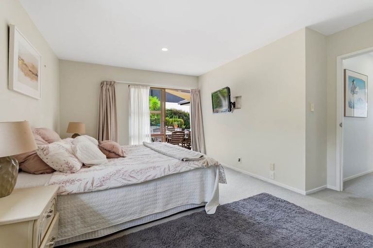 Photo of property in 5 Wisteria Way, Mairangi Bay, Auckland, 0630