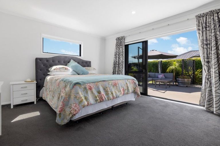 Photo of property in 65 Puhirake Crescent, Pyes Pa, Tauranga, 3112
