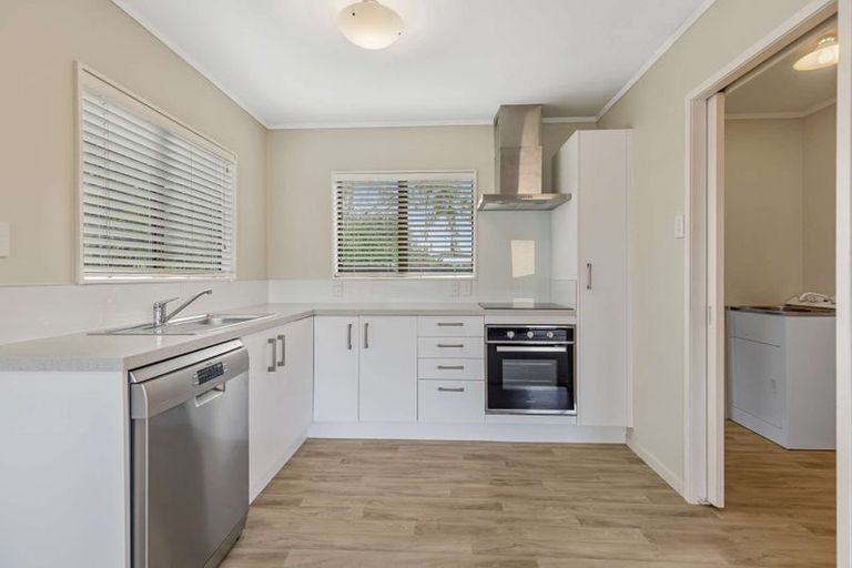 Photo of property in 30b Robinson Avenue, Holdens Bay, Rotorua, 3010