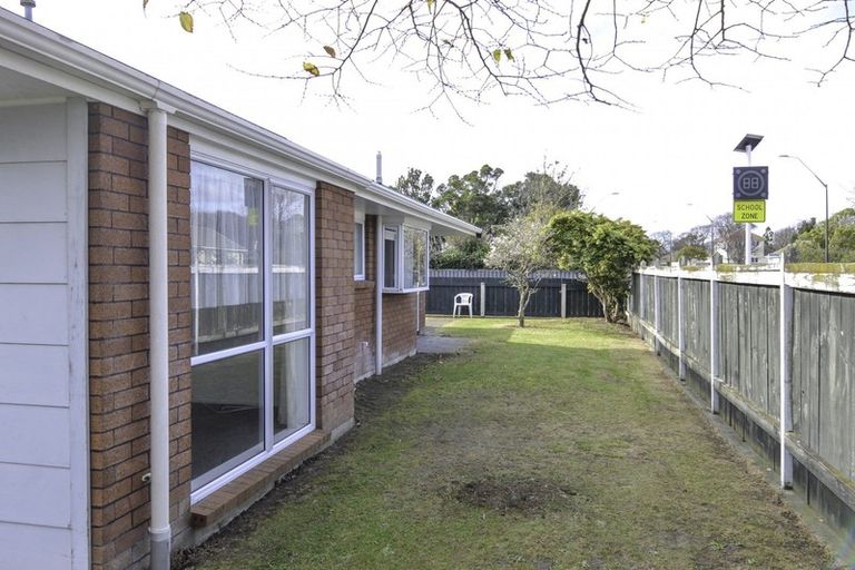 Photo of property in 509 Featherston Street, Roslyn, Palmerston North, 4414