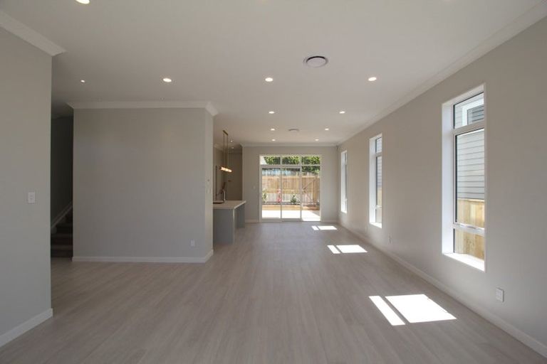 Photo of property in 157a Bonair Crescent, Silverdale, 0932